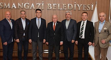 Bursaspor Kulübü, Mustafa Dündar'ı ziyaret etti