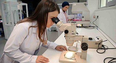 BUÜ'lü öğrencilerin projelerine TÜBİTAK desteği