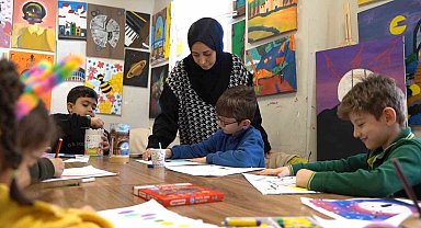 Büyükşehir gençlik merkezleri gençlerin uğrak adresi oluyor