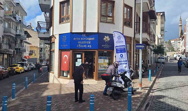 Büyükşehir'in 'Emekli Kart'ına yoğun ilgi