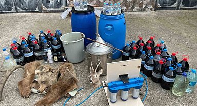 Çanakkale'de jandarmadan sahte alkol operasyonu