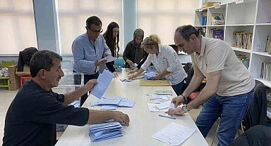 Çanakkale'de sandıklar açılmaya başlandı