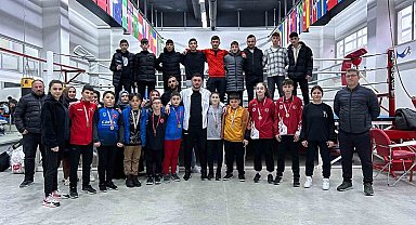 Canikli sporcular madalyaları topladı