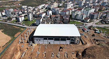 Çayırova'nın yeni spor salonunda çalışmalar devam ediyor