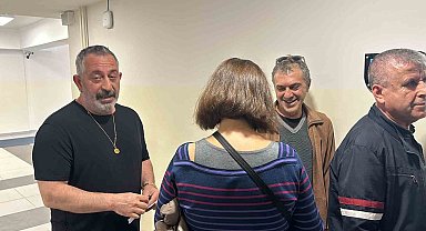 Cem Yılmaz oyunu kullandı, İHA muhabirine verdiği cevap kahkahaya boğdu: "Sizin esprilerinizi kim yazıyor"