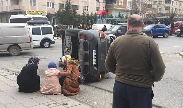 Çerkezköy'de korkutan kaza: Otomobil yan yattı, sürücü şoka girdi