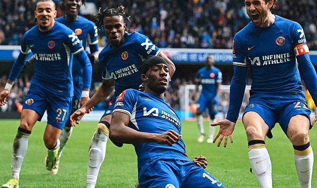 Chelsea, FA Cup'ta yarı finale yükseldi