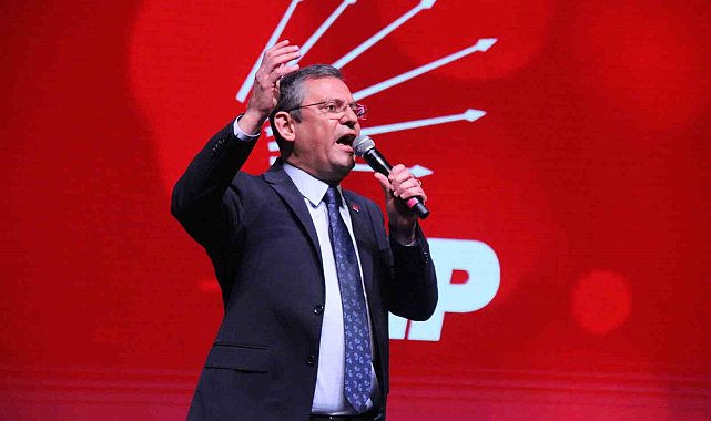 CHP Genel Başkanı Özel: "Belediye başkan adaylarımızın kapısı Kürt'e de, Türk'e de, Laz'a da, Çerkez'e de ardına kadar açıktır"