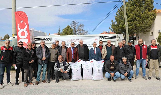Çiftçilere kuraklığa dayanıklı, yerli Azkan nohut tohumu desteği