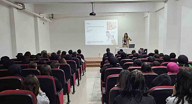Çocuk gelişimi öğrencilerine aşı takvimi anlatıldı