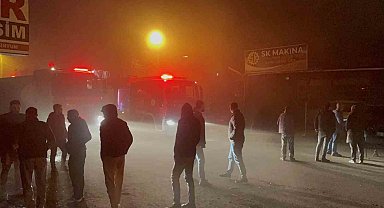 Çorlu'da iş yeri yangını: 4 yaralı
