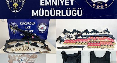 Çukurova polisi 20 ruhsatsız silah ele geçirirken 212 kişiyi de yakaladı
