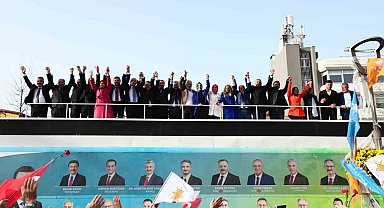 Cumhur İttifakı adayları Ortahisar mitinginde mega projeler için halka söz verdi