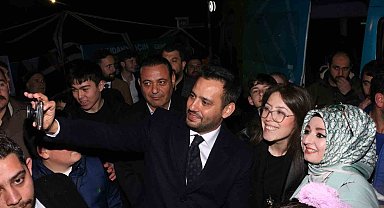 Cumhur İttifakı Mudanya Belediye Başkan adayı Gökhan Dinçer'e sevgi seli