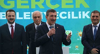 Cumhurbaşkanı Yardımcısı Yılmaz: "Bize oy versin, vermezsin herkese bugüne kadar hizmet ettik"