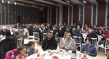 Demokrat Partili 600 üye AK Parti'ye geçti