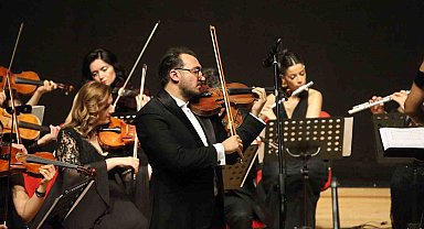 Denizli Filarmoni Orkestrası'ndan muhteşem konser