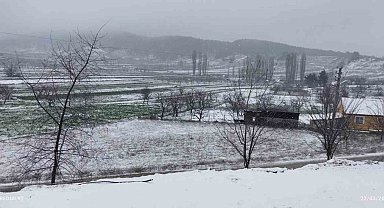 Denizli'nin yüksek kesimleri beyaza büründü
