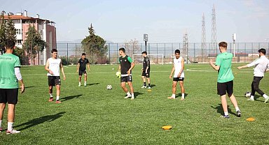 Denizlispor'un gençleri Keçiörengücü'ne sıkı hazırlanıyor