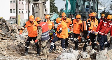 Deprem tatbikatı gerçeği aratmadı
