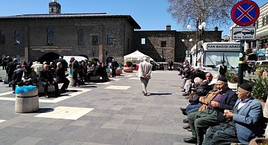 Diyarbakır yaşlıları mutlu
