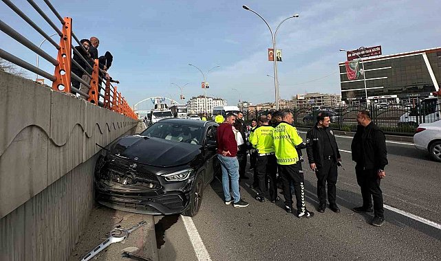 Diyarbakır'da 7 aracın karıştığı zincirleme kazada 4 kişi yaralandı