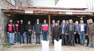 Domaniç'te 43 üreticiye yüzde 50 hibeli 4 bin 350 kilo nohut tohumu dağıtıldı