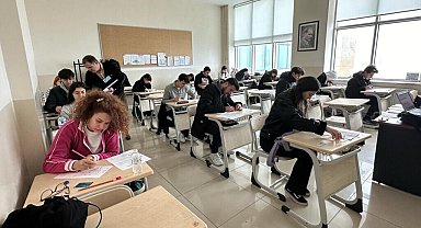 DPÜ'de Erasmus+ Değişim Programları Yabancı Dil Yeterlilik Sınavına yoğun ilgi
