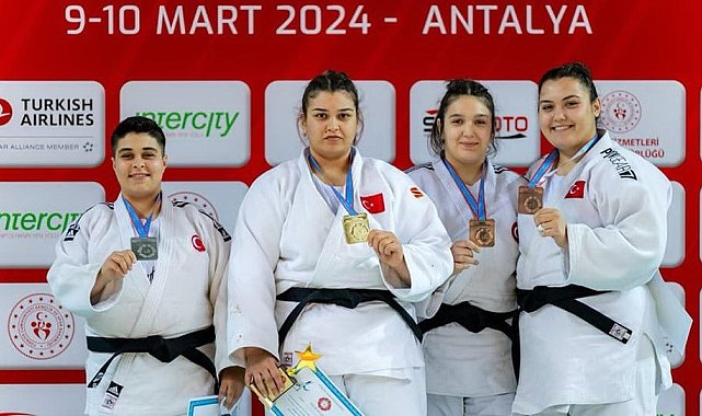 Duygu Dirgen'den bronz madalya