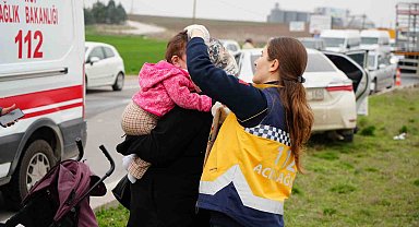 Edirne'de iki otomobil çarpıştı: 5 yaralı