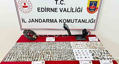 Edirne'de kaçakçılık operasyonu: 1085 tarihi eser ele geçirildi