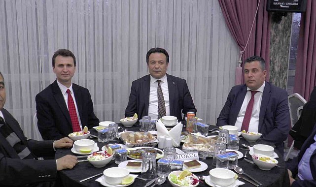 Eğitim camiası iftarda buluştu