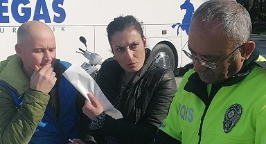 Ehliyetsiz direksiyona geçmesi kadın motosiklet sürücüsüne pahalıya patladı