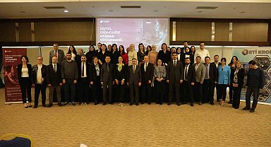 Elazığ'da "Dijital Ekonomide Kadının Güçlenmesi Elazığ 4.0" programı