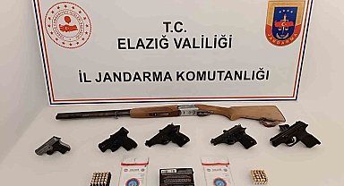 Elazığ'da ruhsatsız silah operasyonu