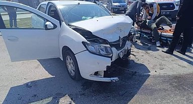 Elazığ'da trafik kazası: 2 yaralı