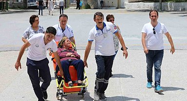 Engelli vatandaşları sandığa Büyükşehir ekipleri taşıyacak