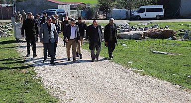 Ergani Kaymakamı Karaaslan, kırsal mahalleleri ziyaret edip talepleri dinledi