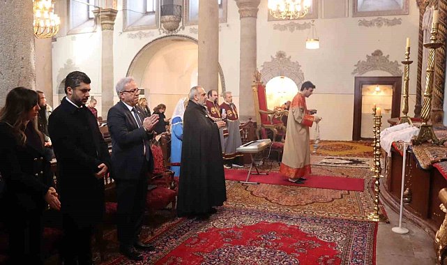Ermenilerin Miçing ayininde Gazze için dua