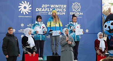 Erzurum 20. İşitme Engelliler Kış Olimpiyat Oyunları'nda ilk madalyalar verildi