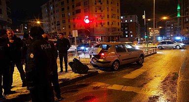 Erzurum'da buzlanma ve kar yağışı kazalara neden oldu