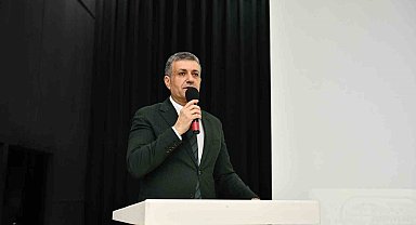 Esenyurt Belediye Başkanı Kemal Deniz Bozkurt, dernek başkanlarıyla iftar programında buluştu
