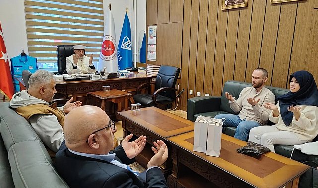 Eskişehir'de müslüman olan Nicolai ve Maria Arif Davud ve Meryem isimlerini aldılar