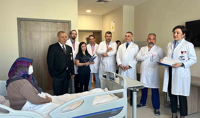 Etlik Şehir Hastanesinde 1 buçuk yılda 27 böbrek nakli yapıldı