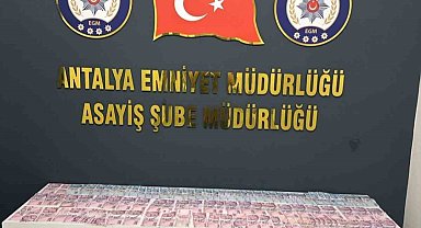 Evden döviz ve ziynet eşyası çalan hırsız yakalandı