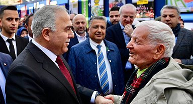 Fatih Belediye Başkanı Turan: "400 proje ile Fatih'i daha yaşanabilir hale getirmek için adımlar attık"