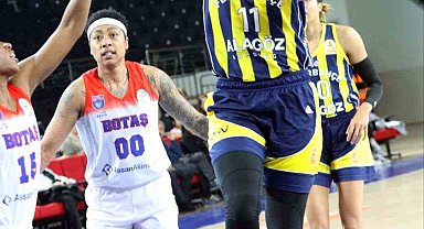 Fenerbahçe, Kadın Basketbol Süper Ligi'nde yarı finalde
