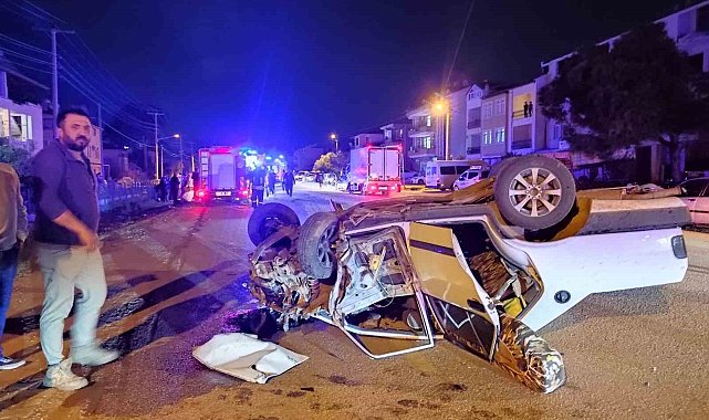 Fethiye'de 2 otomobil kafa kafaya çarpıştı: 1'i ağır 4 yaralı