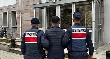 FETÖ'ye üye olmaktan aranan şahsı jandarma yakaladı
