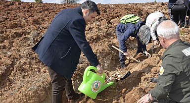 Fidanlar gelecek nesillere yaşlıların hatırasını yaşatacak